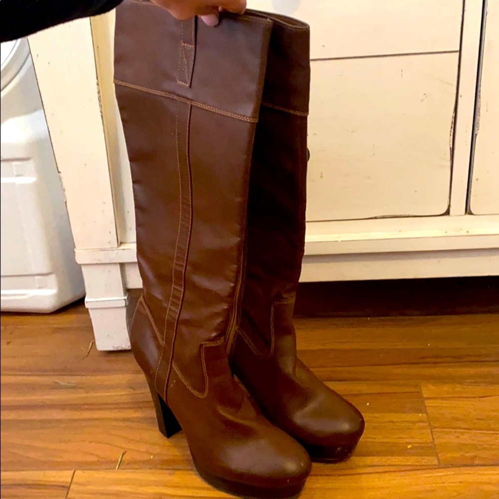 Lauren Conrad brown leather boots